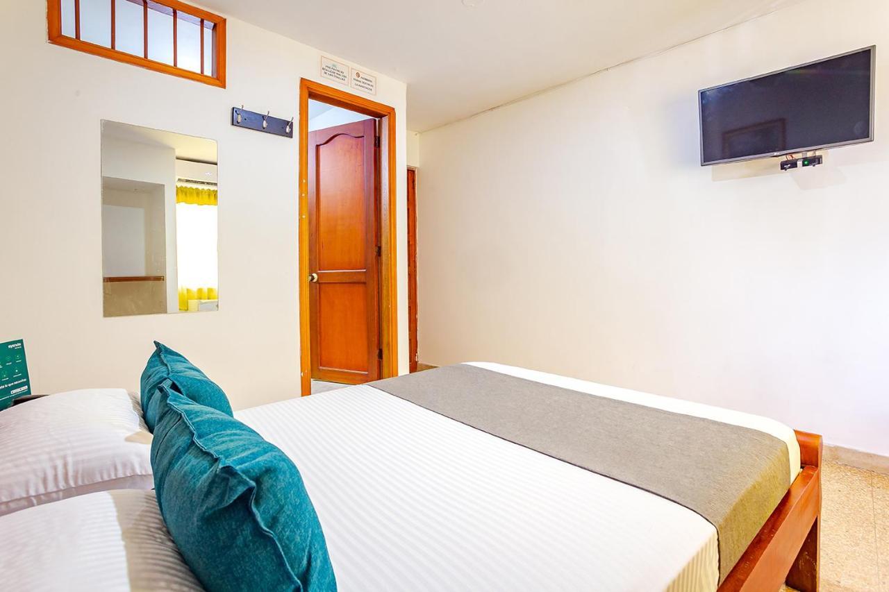 Hotel Meryland Синселехо Экстерьер фото